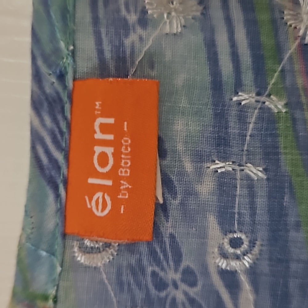 Scrub top - Picture 5 of 8